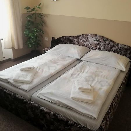 Hotel Wertheim Prague Luaran gambar