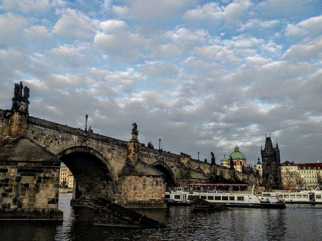 Hotel Wertheim Prague Luaran gambar
