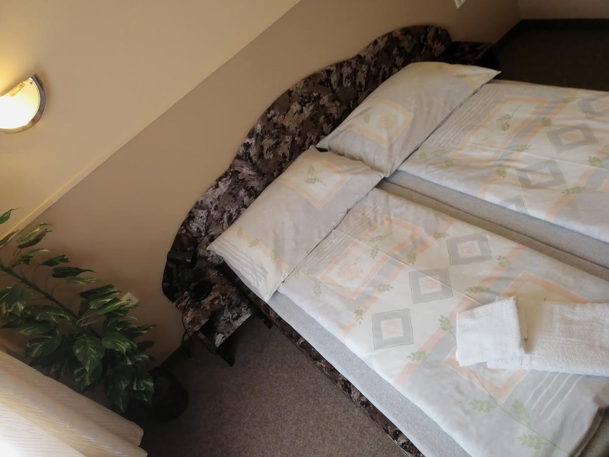 Hotel Wertheim Prague Luaran gambar