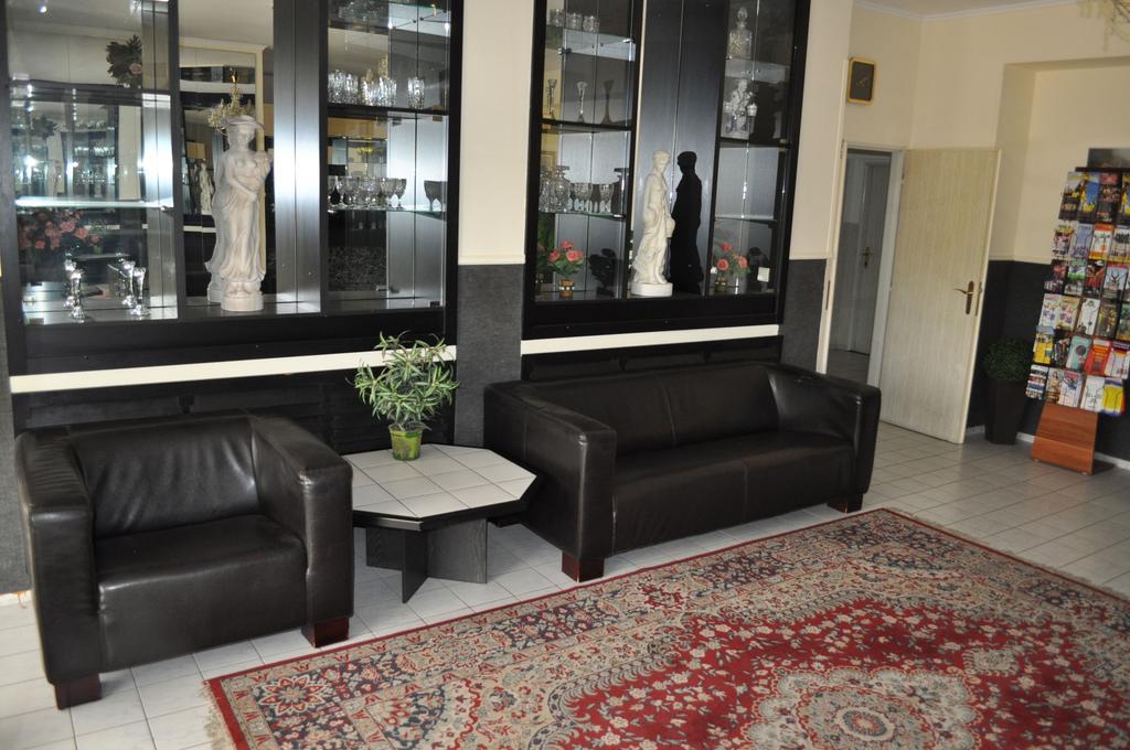 Hotel Wertheim Prague Luaran gambar