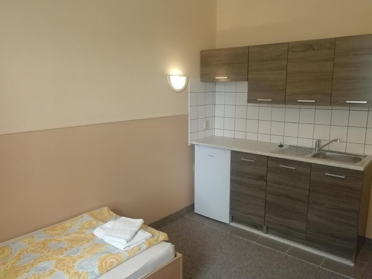 Hotel Wertheim Prague Luaran gambar