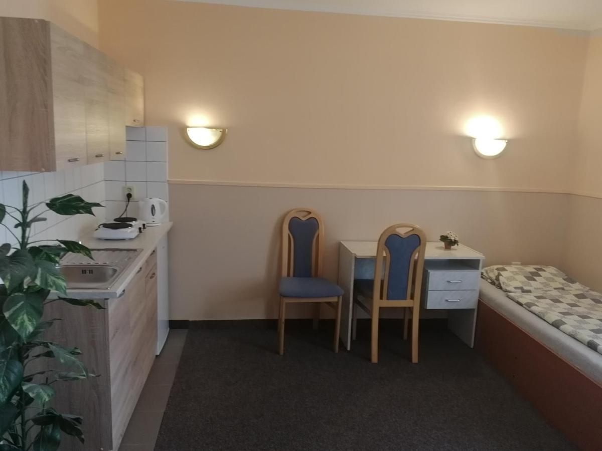 Hotel Wertheim Prague Luaran gambar