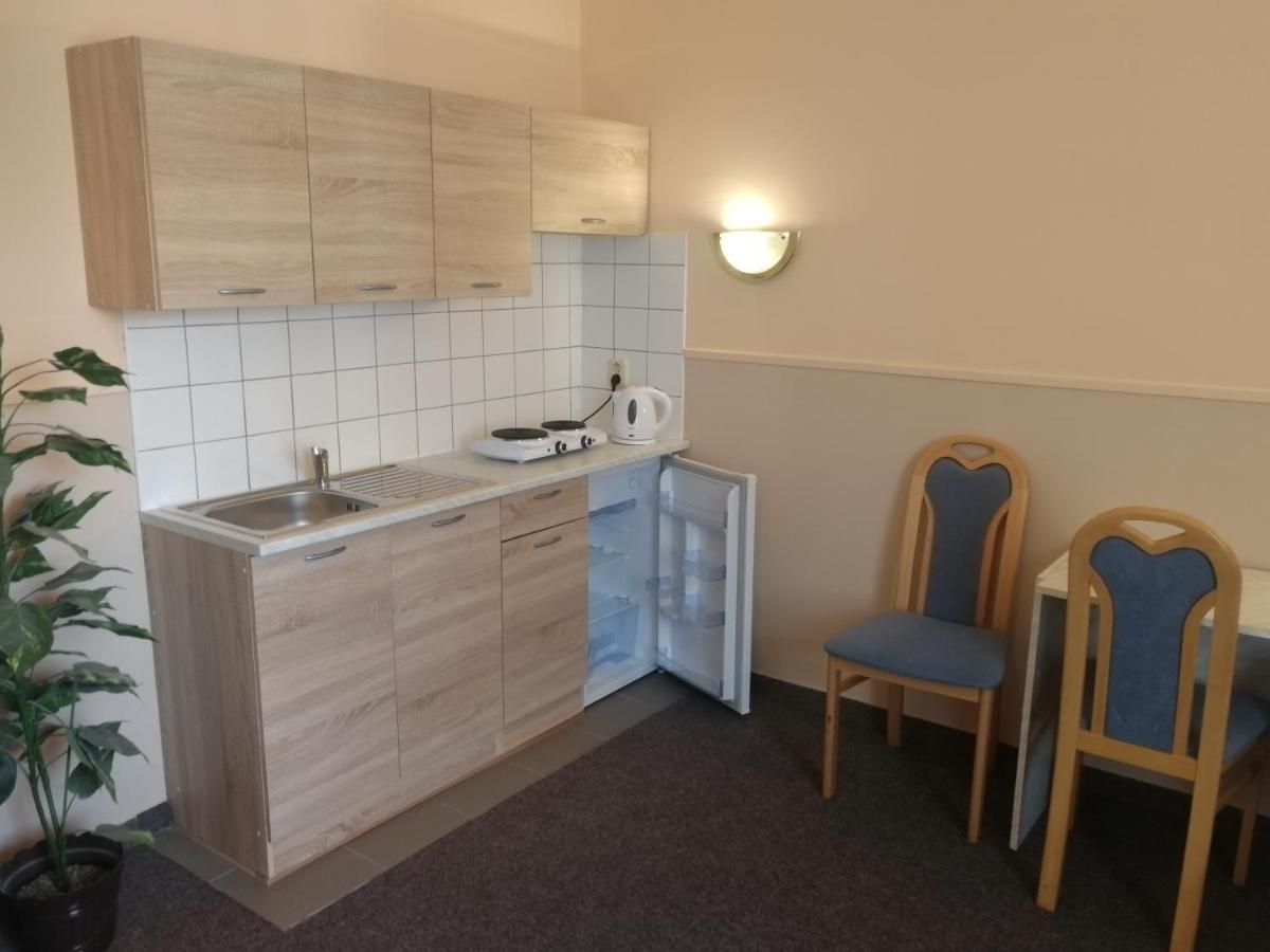 Hotel Wertheim Prague Luaran gambar